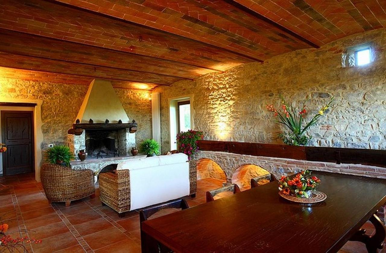 Podere Lucignano Secondo Agriturismo Gaiole in Chianti Værelse billede