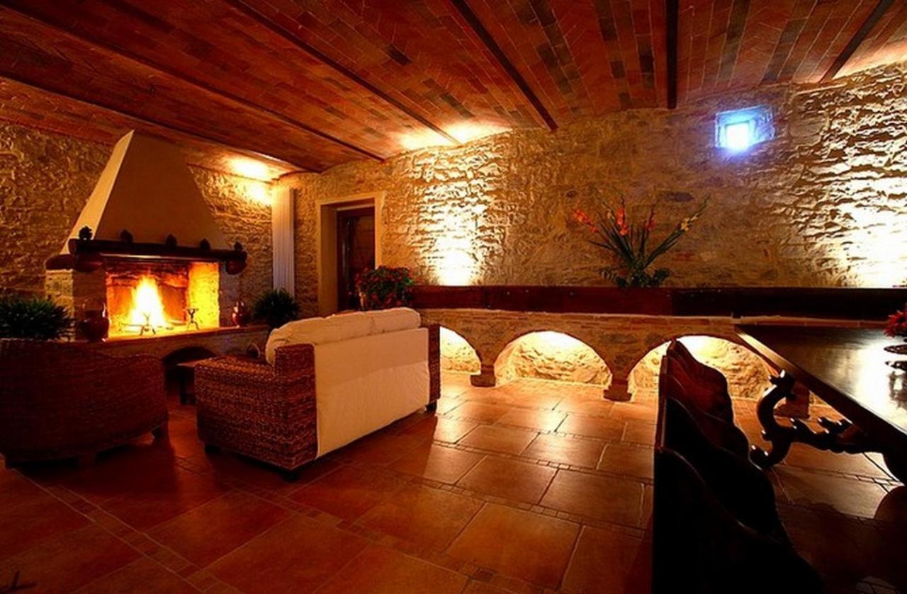Podere Lucignano Secondo Agriturismo Gaiole in Chianti Værelse billede
